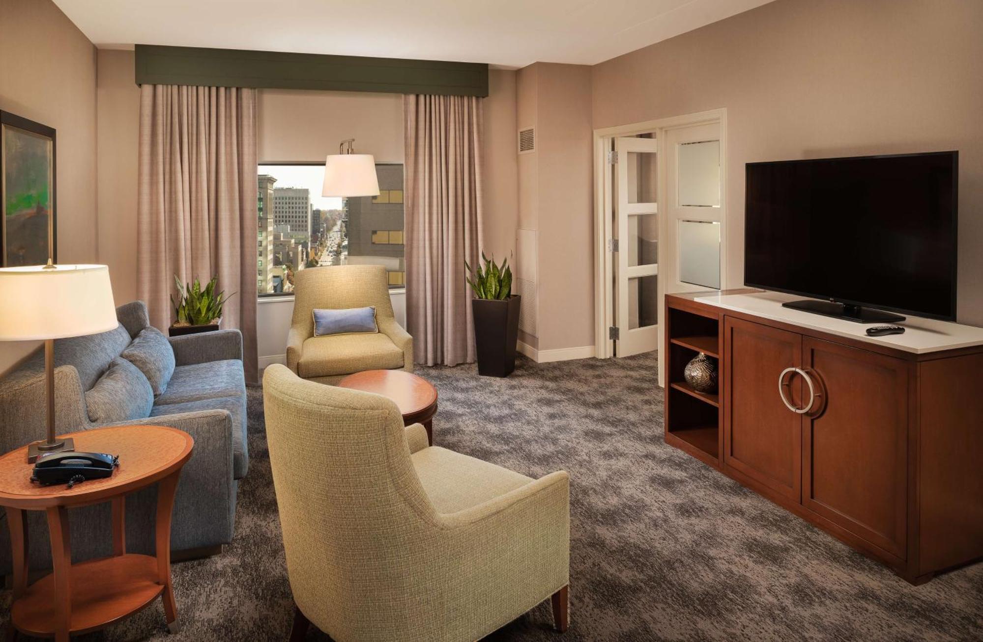 Hilton Lexington Downtown Otel Dış mekan fotoğraf