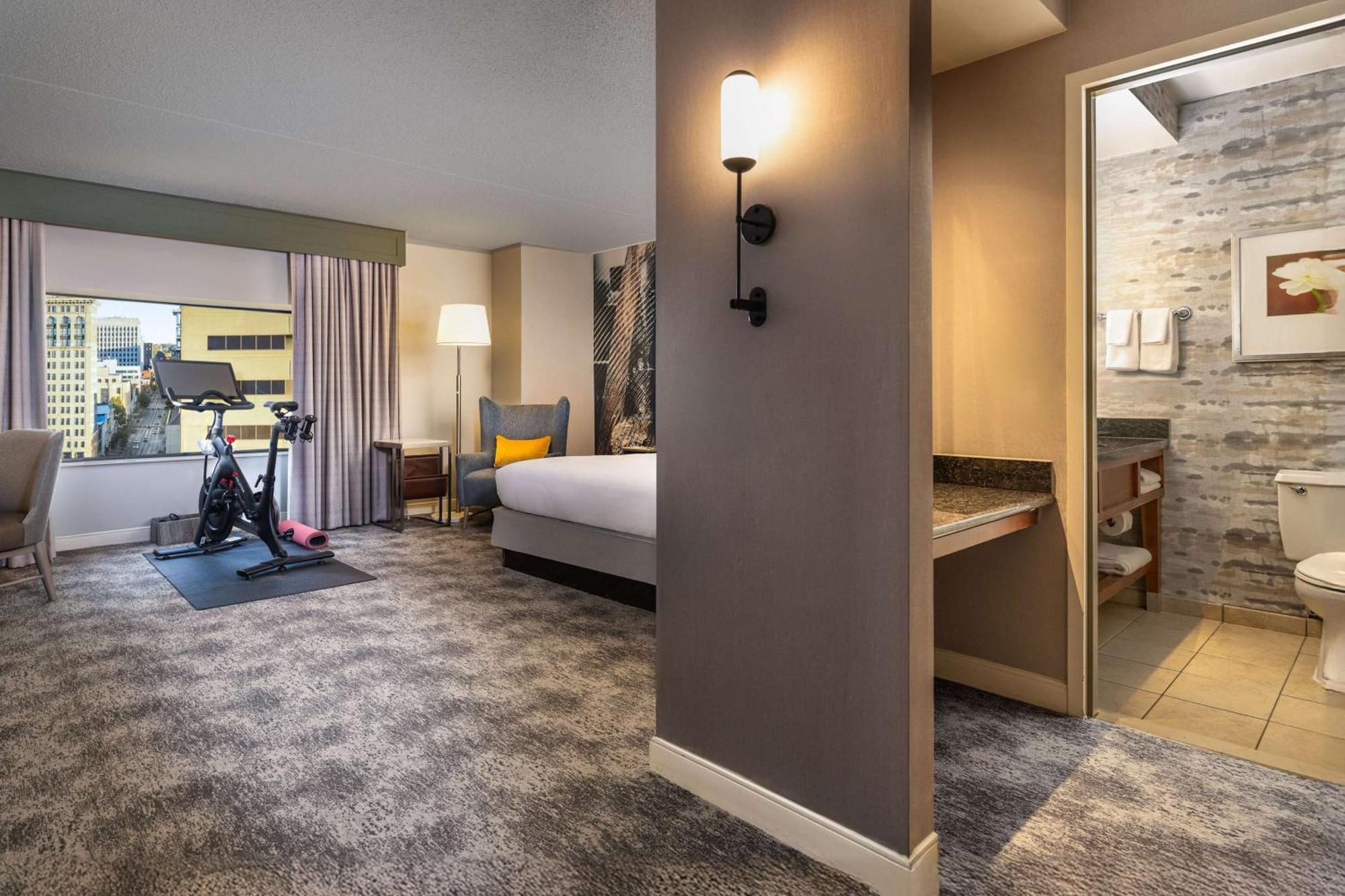 Hilton Lexington Downtown Otel Dış mekan fotoğraf
